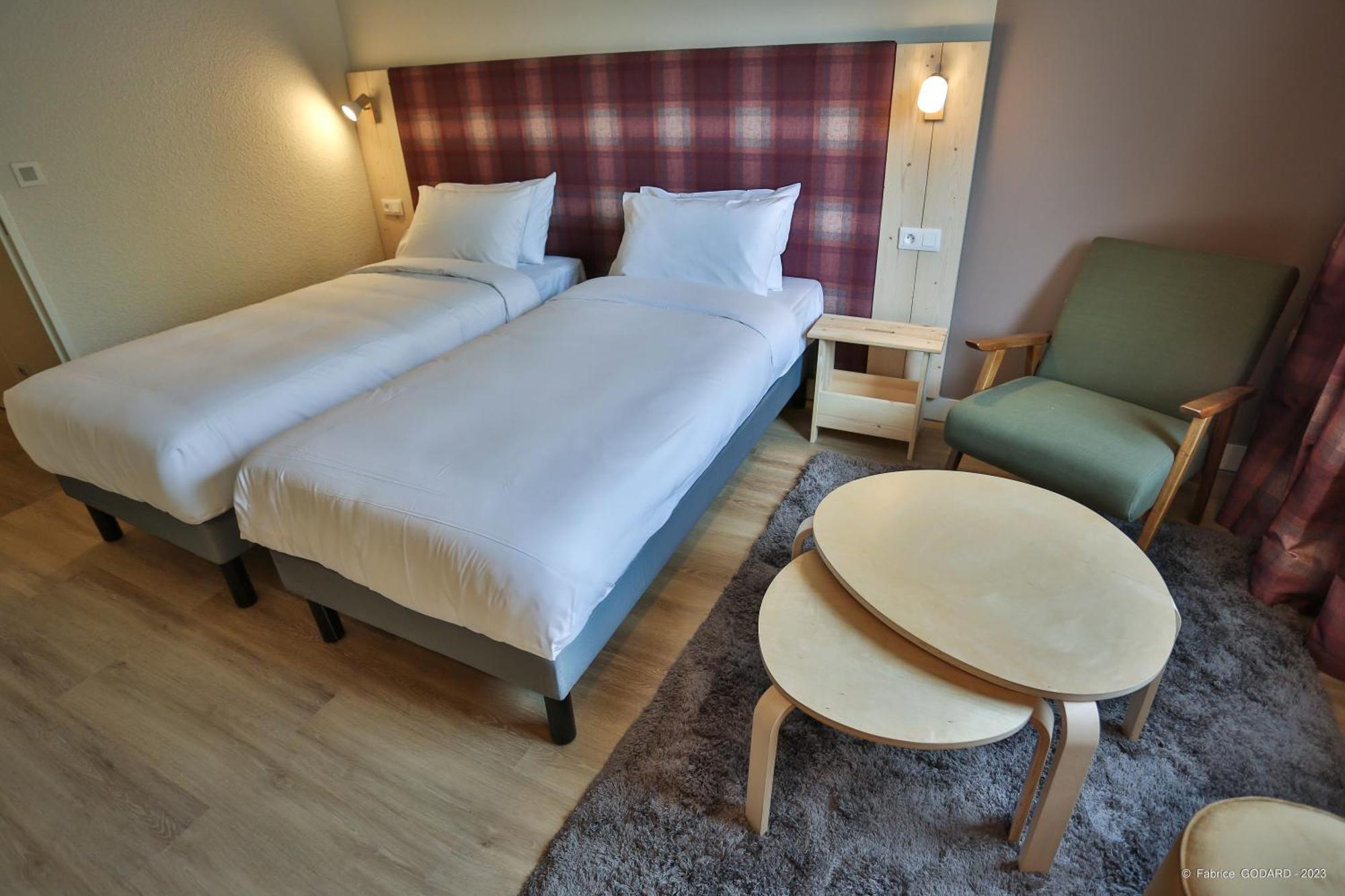 דינייה-לה-בן Hotel Le Refuge Des Sources מראה חיצוני תמונה